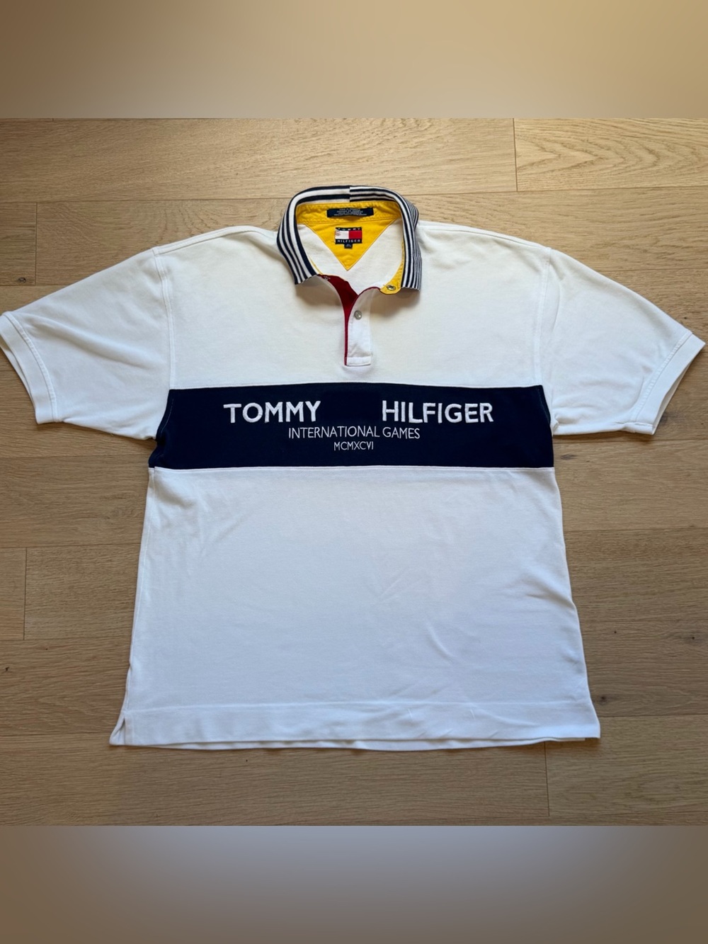 Vintage 1996 Tommy Hilfiger International Games Spellout Polo XL